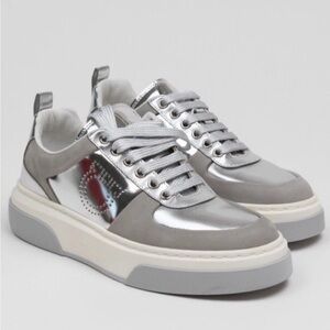 SALVATORE FERRAGAMO Cassina Low Sz 7 M Sneakers Women Silver